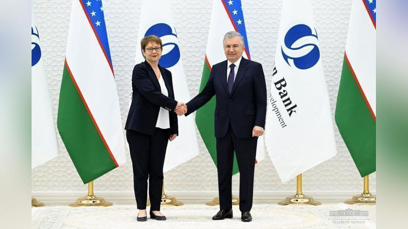 'Президент ЕТТБ раҳбарини қабул қилди'ning rasmi