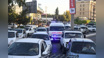 'Sog`liqni saqlash vazirligi haydovchilarni “tez yordam”ga yo`l berishga chaqiradi'ning rasmi