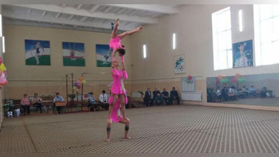 '​Navoiyda “Sport oyligi“ munosabati bilan badminton bo`yicha musobaqa o`tkazildi'ning rasmi