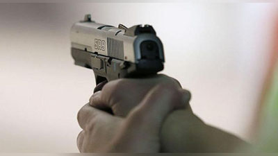 'Erevanda harbiy qism komandiriga o`q uzildi 'ning rasmi