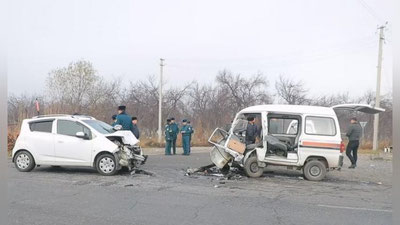 'Farg`onada IIB xodimining mashinasi "Damas" bilan to`qnashdi'ning rasmi