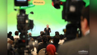 Изрображение 'Президент: "Вовлечение учителей в деятельность, не связанную с уроками, следует считать изменой государству"'