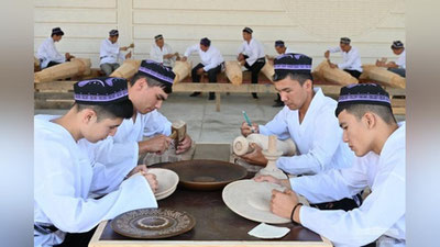 Изрображение 'Президент поддержал деятельность ремесленников'