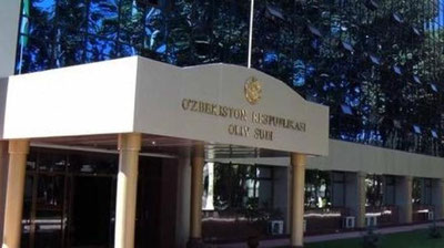 'Oliy sudga shikoyat bilan kelgan ayollarga kutilmaganda o`zgacha munosabat ko`rsatildi'ning rasmi