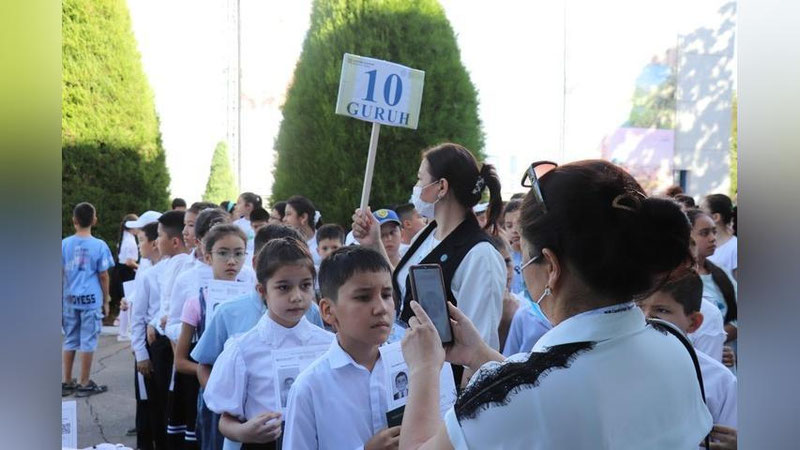 'Prezident maktablariga hujjat topshirganlar yana ikkita maktabga hujjat topshirishlar mumkin bo`ldi'ning rasmi