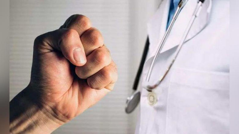 'Фарғонада тез ёрдам шифокори собиқ ички ишлар ходими томонидан калтакланди. ИИБ эса жабрланувчининг аризасини қабул қилмаган'ning rasmi