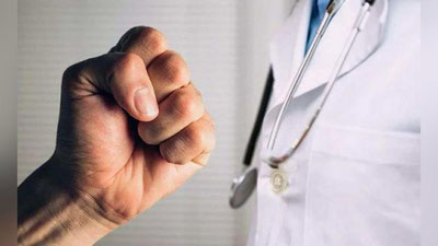 'Farg`onada tez yordam shifokori sobiq ichki ishlar xodimi tomonidan kaltaklandi. IIB esa jabrlanuvchining arizasini qabul qilmagan'ning rasmi