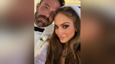 'Женнифер Лопес ва Бен Аффлек турмуш қурди'ning rasmi