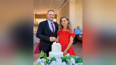 'O`zbekistondagi taniqli boshlovchilardan biri turmushga chiqdi (Foto)'ning rasmi