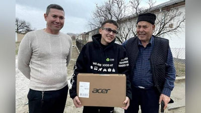 Изрображение 'Победителю IT-конкурса из Нурабада все-таки вручили новый ноутбук'