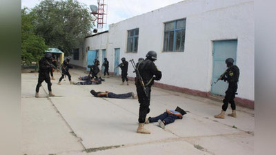 'O`zbekiston kuch tuzilmalari shartli garovga olinganlarni ozod qilishdi'ning rasmi