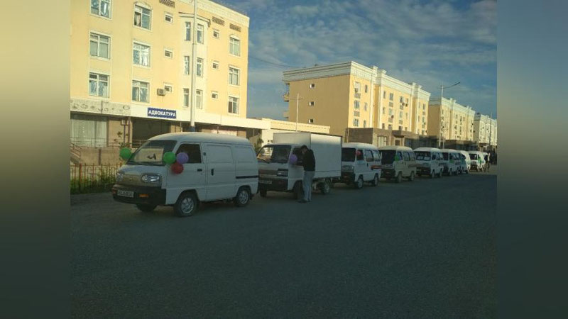'Sirdaryo viloyat prokuraturasining tashabbusi bilan “Ezgulik karvoni” tashkil etildi (foto)'ning rasmi