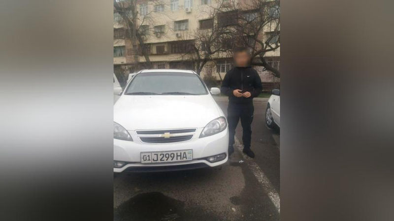 'Toshkentda ikki nafar ayolni avtomashina lyuk qismidan chiqarib, harakatlangan qoidabuzar haydovchiga chora ko`rildi'ning rasmi