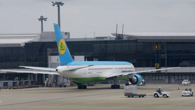 'Toshkent - Qarshi - Toshkent yo`nalishi bo`yicha parvozlar tiklandi'ning rasmi