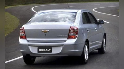 'Toshkentda bir nechta yigitni chuv tushirmoqchi bo‘lgan 3 ayol qo‘lga olindi'ning rasmi