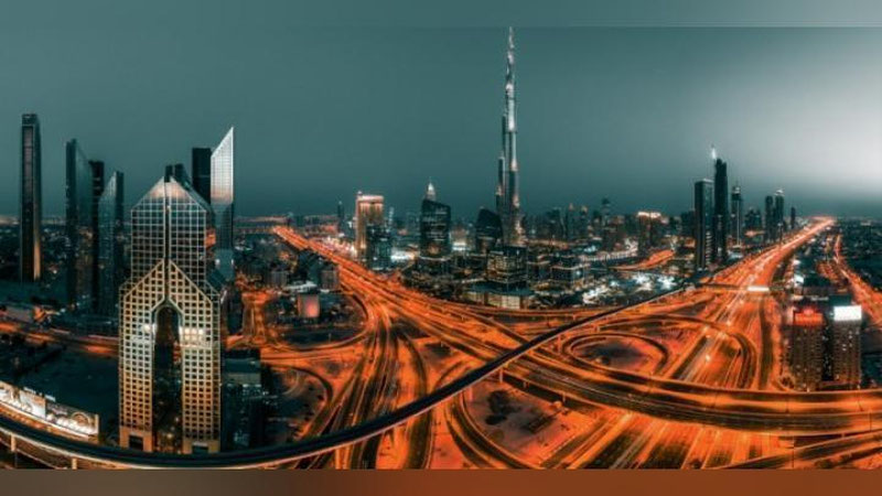 'Abu-Dabida sud moliyaviy jinoyatchilarni jami 283 yillik qamoq jazosiga hukm qildi'ning rasmi