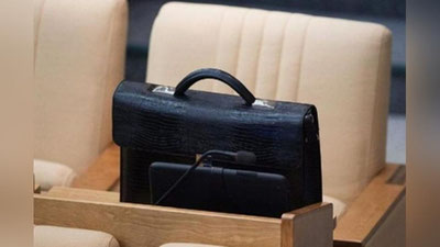 'Prezident qarori bilan Iqtisodiyot va moliya vazirligida bir qator tayinlovlar amalga oshirildi'ning rasmi