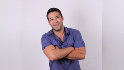 '​ULUG`BEK QODIROVNING OILASI, RO`ZG`ORI VA OZISh SIRLARI HAQIDA ONASI FARIDA QODIROVA SO`ZLAB BERADI(EKSKLYuZIV)'ning rasmi