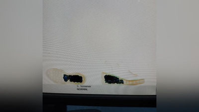 '​Kumushni oyoq kiyimga yashirish nayrangi fosh etildi'ning rasmi