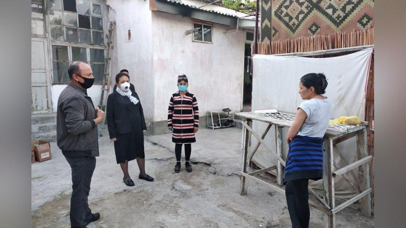 'Ehtiyojmand oilalarga zarur oziq-ovqat mahsulotlari etkazib berildi'ning rasmi