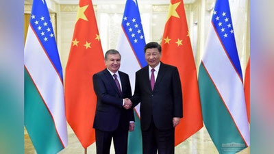 'Shavkat Mirziyoev Si Szinpinni tabrikladi'ning rasmi