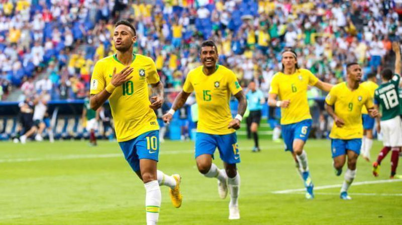 Изрображение 'ЧМ-2018, 1/8 ФИНАЛА: БРАЗИЛИЯ СЫГРАЛА С МЕКСИКОЙ'