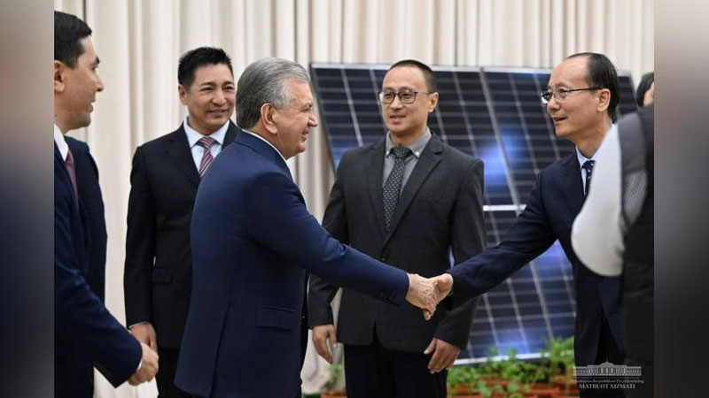 'Prezident Andijonda yirik loyihalar taqdimoti bilan tanishdi'ning rasmi