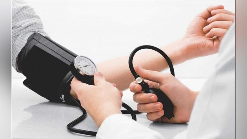 'Qon bosimining pastligi salomatlik uchun xavfsizmi yoki uni davolash kerakmi?'ning rasmi