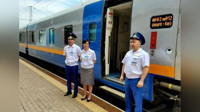 Изрображение 'Поезд «Тулпор Тальго» возобновил движение по маршруту Алматы-Ташкент-Алматы'