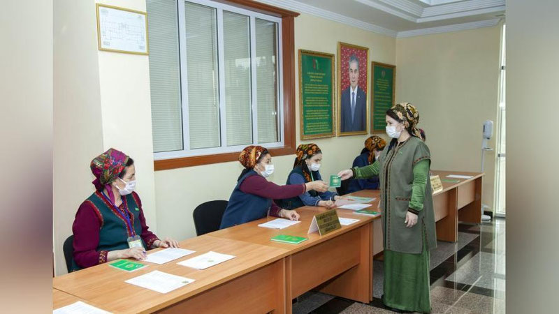 'Туркманистонда президентлик сайловлари учун овоз бериш жараёни якунланди'ning rasmi