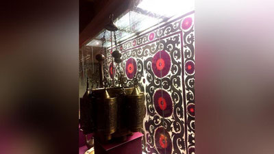 'Din tarixi davlat muzeyida O`zbekiston madaniy merosiga oid ko`rgazma namoyish etiladi (foto)'ning rasmi