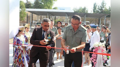 'Mudofaa vazirligining Fuqarolar qabulxonasi faoliyatini boshladi. Birinchi kuni 50 ga yaqin murojaatlar ijobiy hal qilindi'ning rasmi