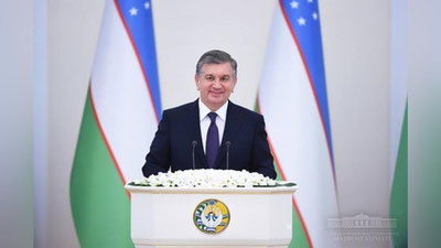 'PREZIDENT YaNGI YIL KIRIB KELIShI ARAFASIDA O`ZBEKISTONLIKLARGA TABRIK YO`LLAYDI'ning rasmi