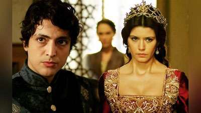 'Танер Ольмез: “Драмалаштирмаса, кўпгина фожиалар кулгули туюлади”'ning rasmi