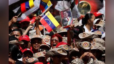'Venesuelaliklar o`z prezidentlarini himoya qilishmoqda'ning rasmi