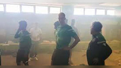 '“Sporting” fanatlari sevimli jamoalari futbolchilarini do`pposlashdi (Video)'ning rasmi