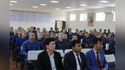 'Зангиота тарбия калониясида “Ёшлар тарбияси – долзарб масала”  мавзуида маънавий-маърифий тадбир ўтказди'ning rasmi