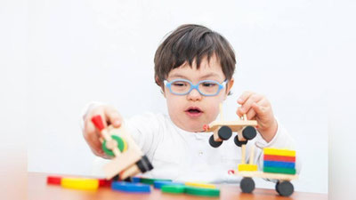 'Қуёш болалари ёҳуд Даун синдроми хусусида'ning rasmi