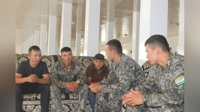 '“Ҳарбий-соғломлаштириш кунлари” — Тарбияси оғир ёшлар 3 кун аскарлардек яшади (фото)'ning rasmi