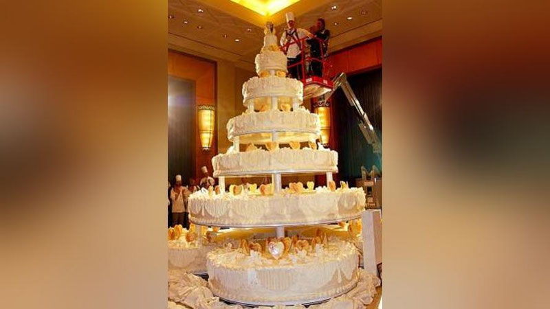 'Eng ulkan to`y  shirinligi'ning rasmi