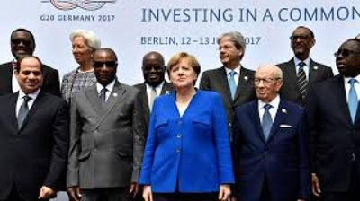 'Germaniya Afrika davlatlari rahbarlari ishtirokidagi uchrashuvga mezbonlik qilmoqda 'ning rasmi