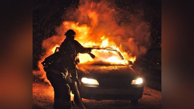 Изрображение 'ГУВД НАЗВАЛО ПРИЧИНЫ ВОЗГОРАНИЯ АВТОМОБИЛЕЙ В ТАШКЕНТЕ'