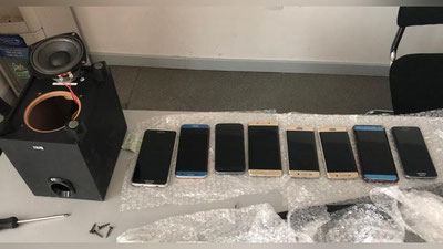 '​Ovoz kuchaytirgich ichiga telefonlar yashirilgan ekan'ning rasmi