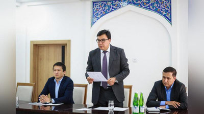 'Turizimni rivojlantirish davlat qo`mitasida yangi tayinlov'ning rasmi