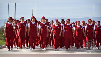 'Фоторепортаж: Зарбдор туманидаги “Зарбдор текстил” масъулияти чекланган жамиятида'ning rasmi