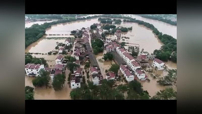 'Xitoyda toshqinlar tufayli odamlar halok bo`ldi (Video)'ning rasmi