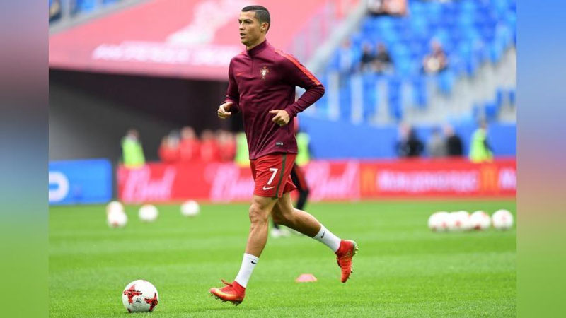 'Ronaldu 55 uchrashuvda 56 ta gol urishga erishdi'ning rasmi