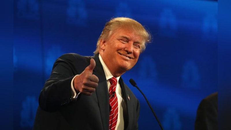 'Tramp Rossiya—Ukraina o`rtasidagi mojaroni hal qilishga va`da berdi'ning rasmi