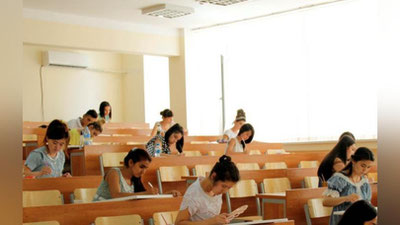 'Jurnalistika va ommaviy kommunikasiyalar universitetiga kirish imtihonlaridan tarix fani olib tashlandi'ning rasmi