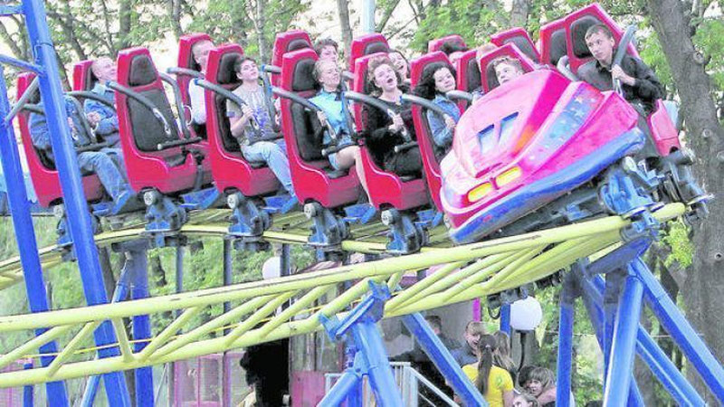 'Францияда чархпалак қулаб тушди (Фото)'ning rasmi